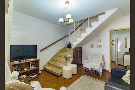 Casa à venda com 180m², 2 quartos e 1 vaga