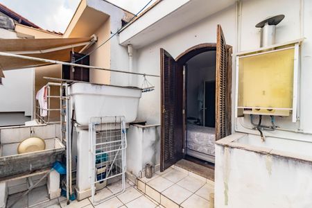 Casa à venda com 180m², 2 quartos e 1 vaga