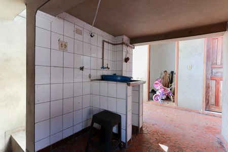 Casa à venda com 270m², 4 quartos e 3 vagasCasa 1 - Área de serviço