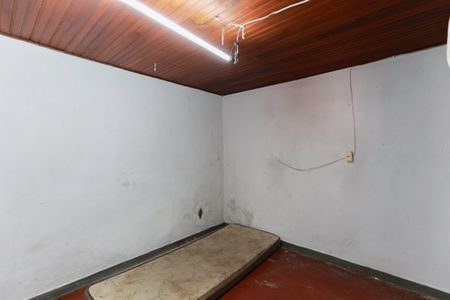 Casa à venda com 270m², 4 quartos e 3 vagasCasa 1 - Quarto de serviço
