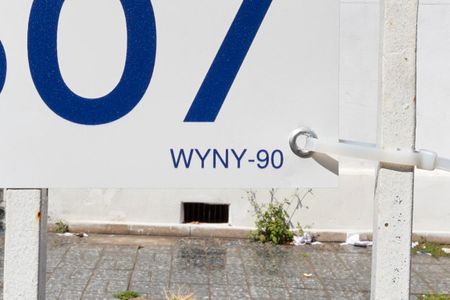 Casa à venda com 270m², 4 quartos e 3 vagasWYNY-90