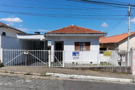 Casa à venda com 270m², 4 quartos e 3 vagasFachada + plaquinha