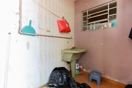 Casa à venda com 270m², 4 quartos e 3 vagasCasa 2 - Área de serviço