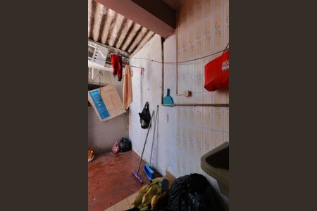 Casa à venda com 270m², 4 quartos e 3 vagasCasa 2 - Área de serviço