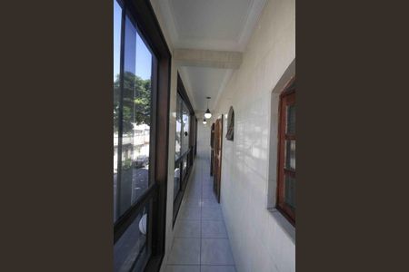 Casa para alugar com 790m², 6 quartos e 12 vagasVaranda casa 02