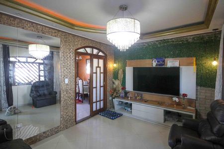 Sala de casa para alugar com 6 quartos, 790m² em Parque Santa Madalena, São Paulo