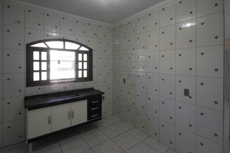 Casa para alugar com 790m², 6 quartos e 12 vagasCozinha casa 02