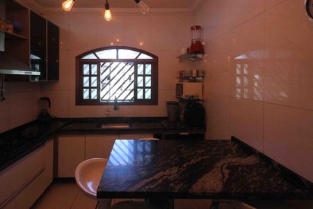 Casa para alugar com 790m², 6 quartos e 12 vagasCozinha