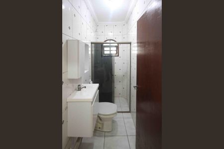 Casa para alugar com 790m², 6 quartos e 12 vagasBanheiro casa 02