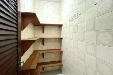 Apartamento à venda com 303m², 3 quartos e 1 vagaDespensa