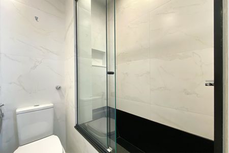 Apartamento à venda com 303m², 3 quartos e 1 vagaBanheiro da Suíte 1