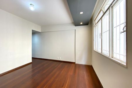 Apartamento à venda com 3 quartos, 303m² em Vila Paris, Belo Horizonte