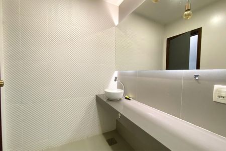 Apartamento à venda com 303m², 3 quartos e 1 vagaBanheiro