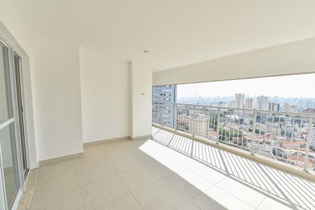 Apartamento à venda com 125m², 3 quartos e 2 vagasVaranda