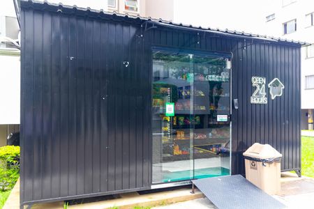 Apartamento à venda com 71m², 2 quartos e 1 vagaMini mercado