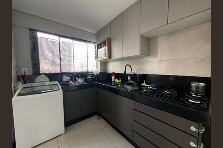 Cozinha e Área de Serviço de apartamento para alugar com 2 quartos, 75m² em Pampulha, Belo Horizonte