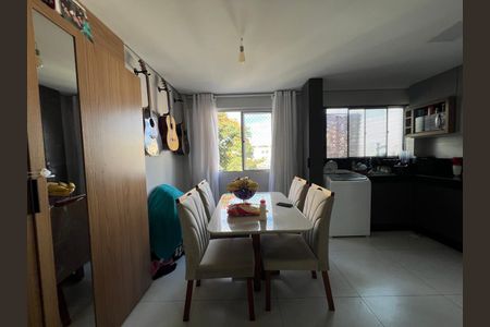 Sala 2 de apartamento para alugar com 2 quartos, 75m² em Pampulha, Belo Horizonte