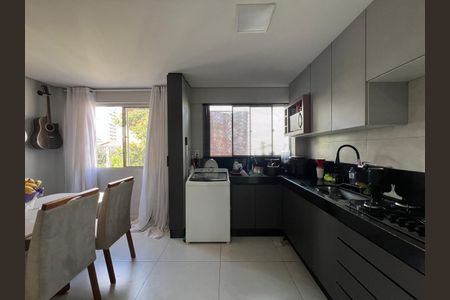 Cozinha e Área de Serviço de apartamento para alugar com 2 quartos, 75m² em Pampulha, Belo Horizonte