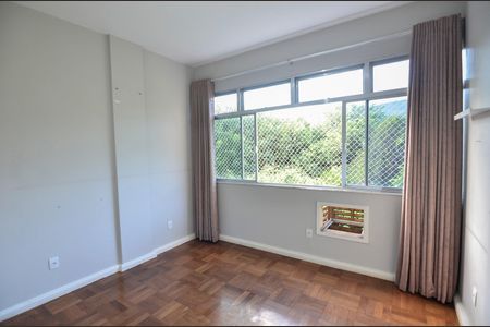 Apartamento para alugar com 130m², 3 quartos e 1 vaga Apartamento para alugar com 130m², 3 quartos e 1 vagaQuarto 3