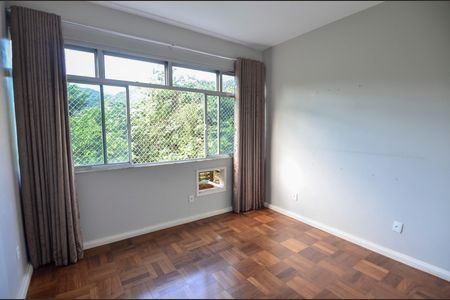 Apartamento para alugar com 130m², 3 quartos e 1 vaga Apartamento para alugar com 130m², 3 quartos e 1 vagaQuarto 1