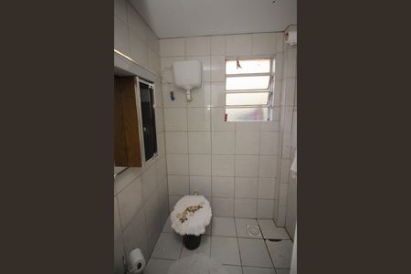 Casa para alugar com 159m², 4 quartos e 2 vagas Casa para alugar com 159m², 4 quartos e 2 vagasBanheiro 2