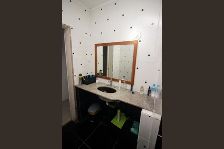 Casa para alugar com 159m², 4 quartos e 2 vagas Casa para alugar com 159m², 4 quartos e 2 vagasBanheiro 1