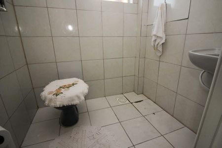 Casa para alugar com 159m², 4 quartos e 2 vagas Casa para alugar com 159m², 4 quartos e 2 vagasBanheiro 2