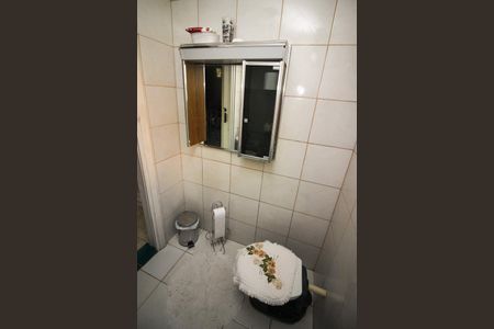 Casa para alugar com 159m², 4 quartos e 2 vagas Casa para alugar com 159m², 4 quartos e 2 vagasBanheiro 2