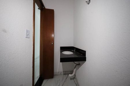 Casa à venda com 132m², 3 quartos e 2 vagasLavabo