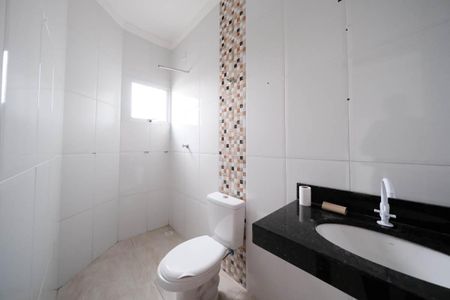 Casa à venda com 132m², 3 quartos e 2 vagasSuíte