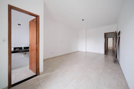 Casa à venda com 132m², 3 quartos e 2 vagasSuíte