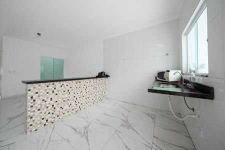 Casa à venda com 132m², 3 quartos e 2 vagasCozinha e Área de Serviço