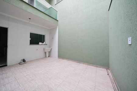 Casa à venda com 132m², 3 quartos e 2 vagasCozinha e Área de Serviço