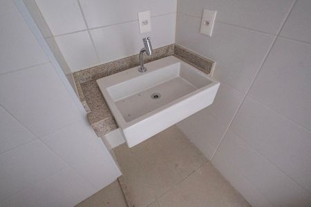 Banheiro de kitnet/studio à venda com 1 quarto, 26m² em Jardim Paulista, São Paulo