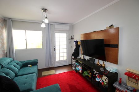 Casa de condomínio à venda com 130m², 2 quartos e 1 vagaSala