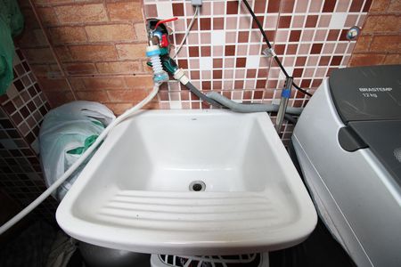 Casa de condomínio à venda com 130m², 2 quartos e 1 vagaÁrea de Serviço
