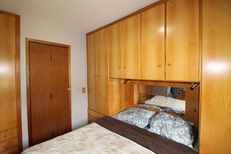 Casa de condomínio à venda com 130m², 2 quartos e 1 vagaQuarto 2