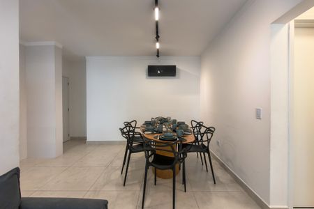 Apartamento para alugar com 69m², 2 quartos e 1 vaga Apartamento para alugar com 69m², 2 quartos e 1 vagaSala