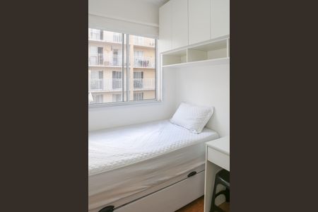 Quarto 2 de apartamento para alugar com 2 quartos, 35m² em Bom Retiro, São Paulo