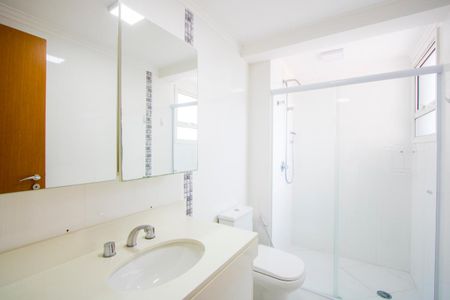 Apartamento para alugar com 105m², 3 quartos e 3 vagas Apartamento para alugar com 105m², 3 quartos e 3 vagasBanheiro do quarto 1