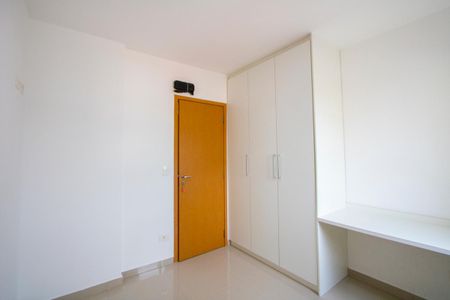 Apartamento para alugar com 105m², 3 quartos e 3 vagas Apartamento para alugar com 105m², 3 quartos e 3 vagasQuarto 3