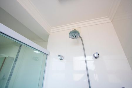 Apartamento para alugar com 105m², 3 quartos e 3 vagasBanheiro do quarto 1