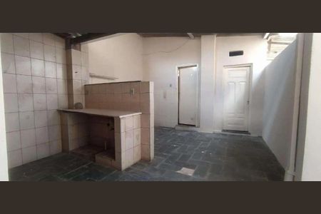 Casa para alugar com 249m², 3 quartos e 2 vagas