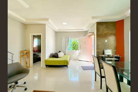 Casa para alugar com 120m², 3 quartos e 3 vagasSala de Jantar