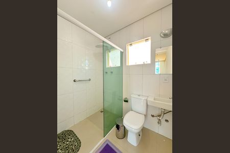 Casa para alugar com 120m², 3 quartos e 3 vagasBanheiro