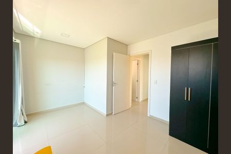 Casa para alugar com 120m², 3 quartos e 3 vagasSuíte 