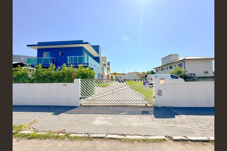 Casa para alugar com 120m², 3 quartos e 3 vagasFachada