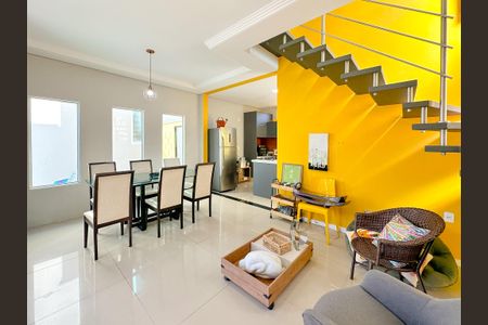 Casa para alugar com 120m², 3 quartos e 3 vagasSala de TV