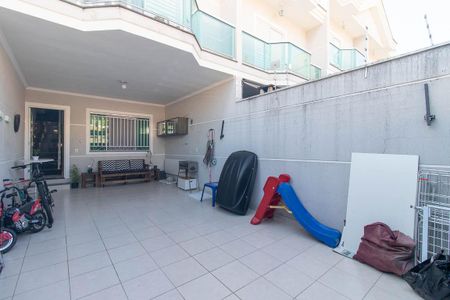 Casa à venda com 100m², 3 quartos e 2 vagasGaragem