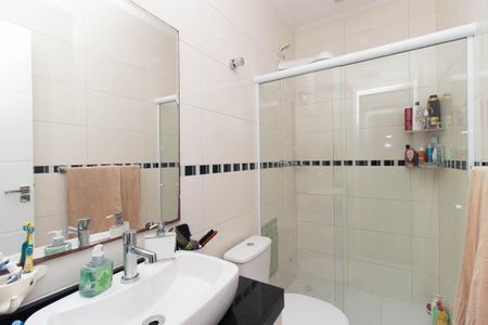 Casa à venda com 100m², 3 quartos e 2 vagasBanheiro da Suíte
